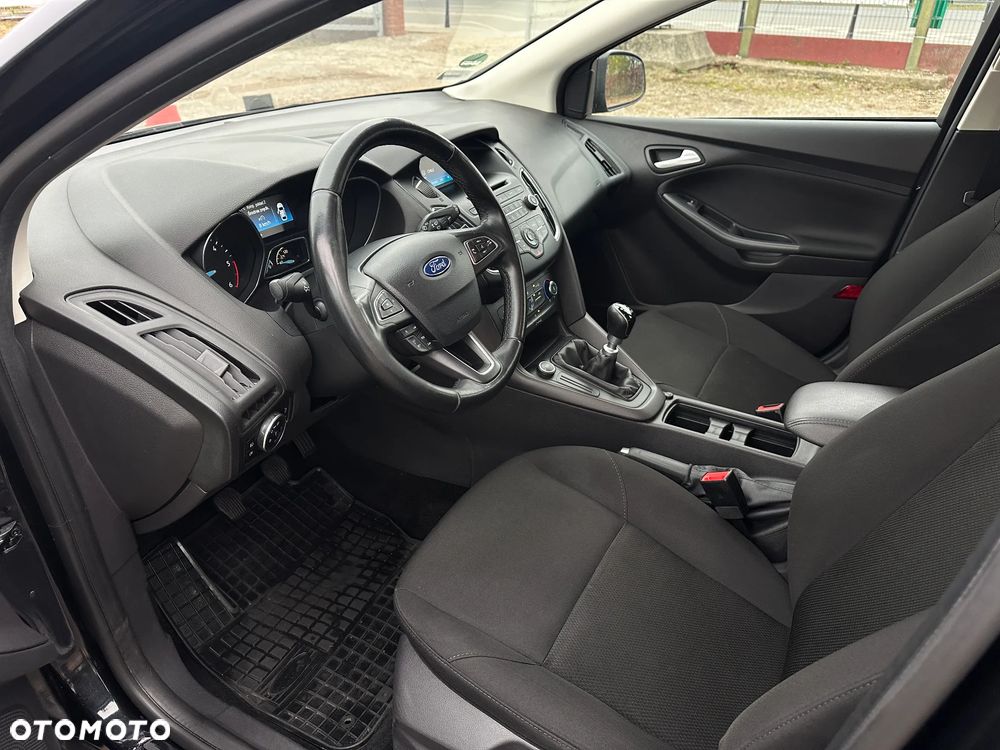 Ford Focus - 14