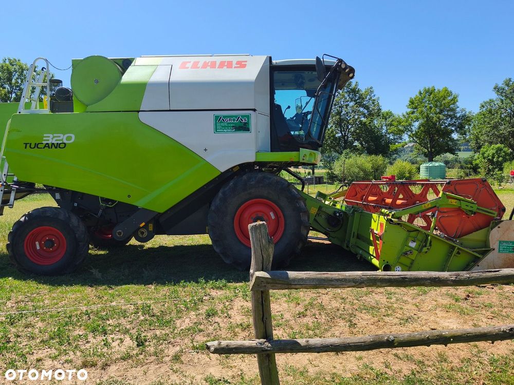 Claas Tucano 832 - 4