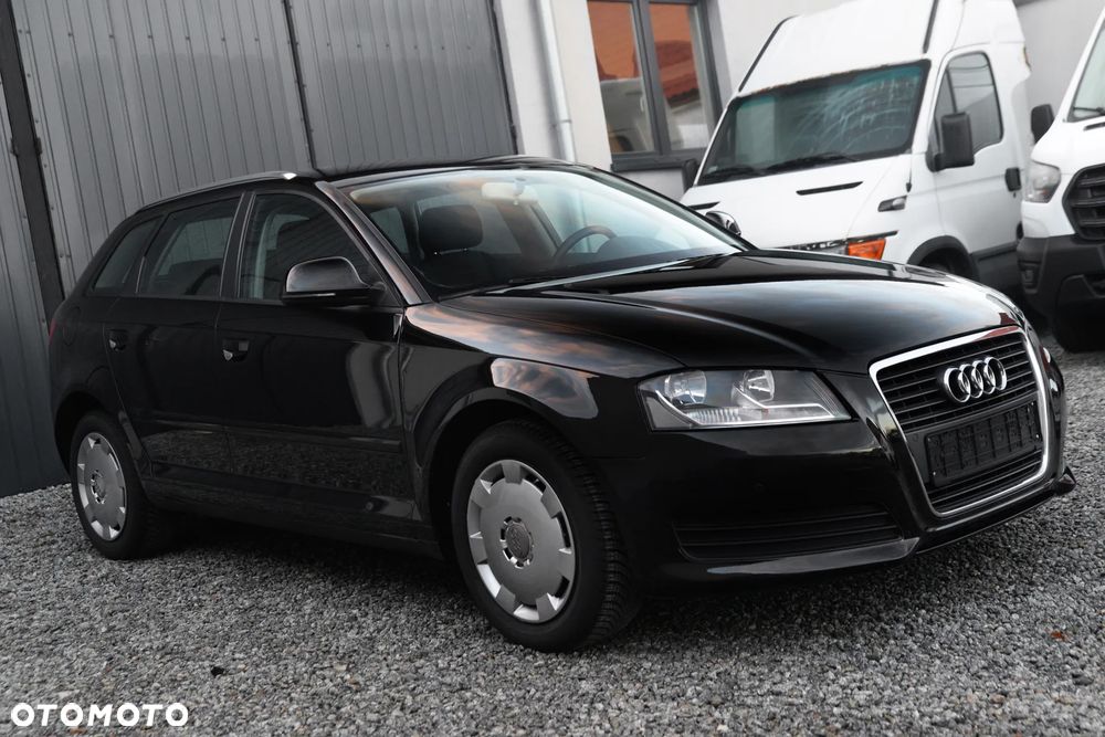 Audi A3 Sportback - 19