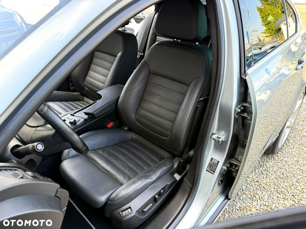 Opel Insignia 2.0 CDTI automatik Innovation - 19