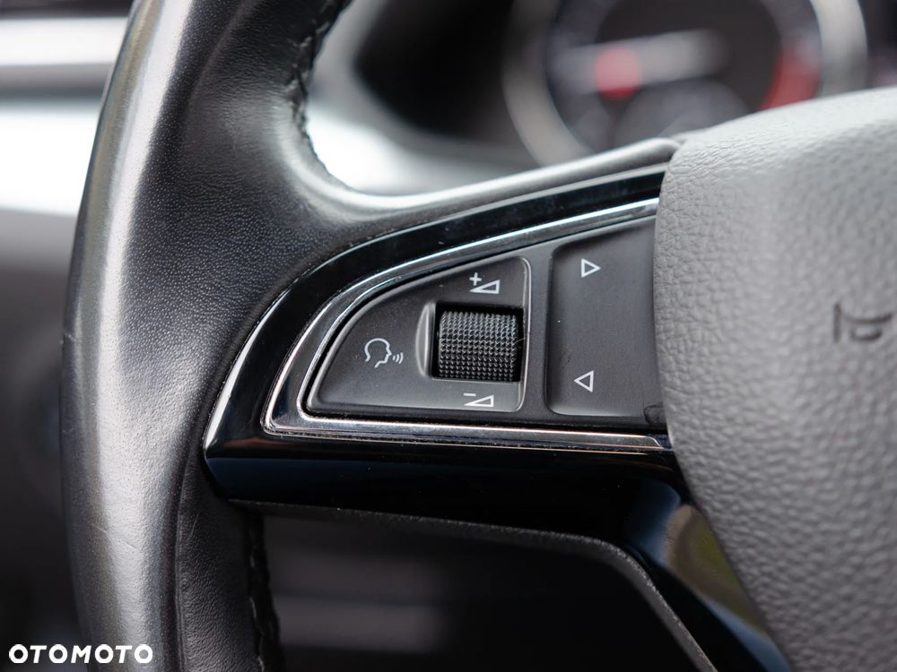 Skoda Superb 2.0 TDI Ambition - 23