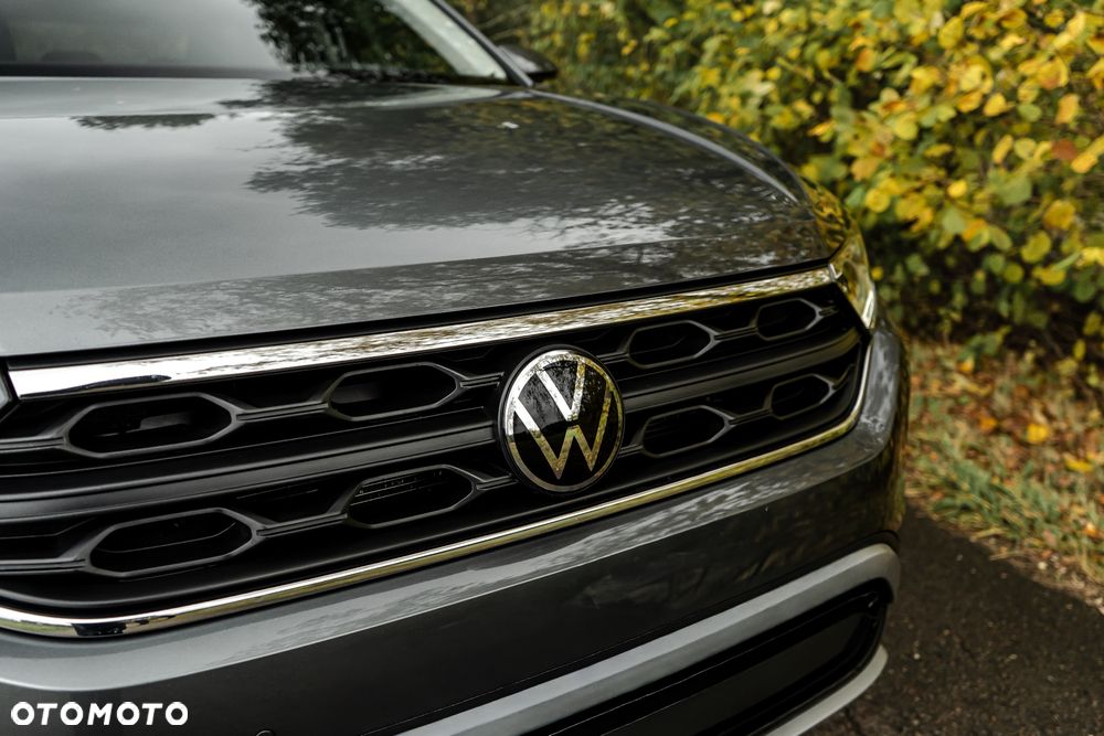 Volkswagen T-Roc - 15
