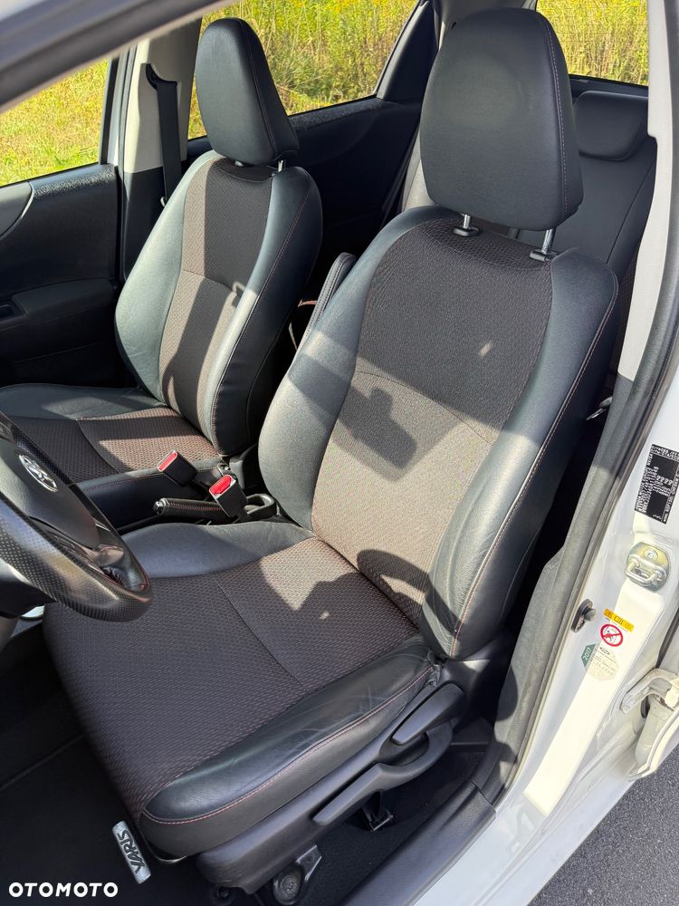 Toyota Yaris 1.33 Luna - 12