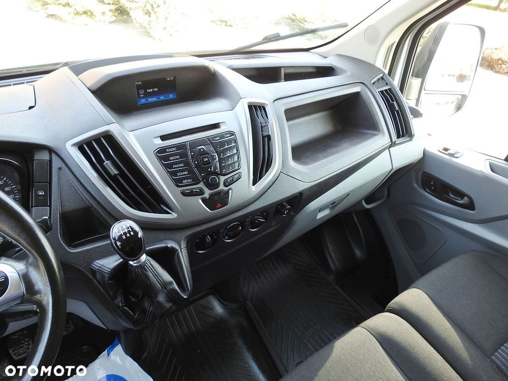 Ford TRANSIT  KONTENER WINDA 8 PALET TEMPOMAT LEDY BLIŹNIACZE KOŁA KLIMATYZACJA  170KM - 34