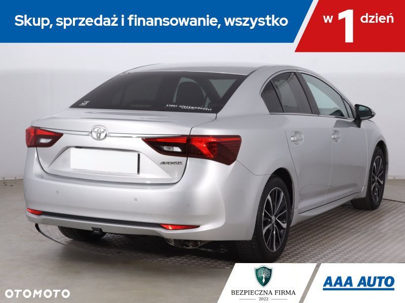 Toyota Avensis - 7