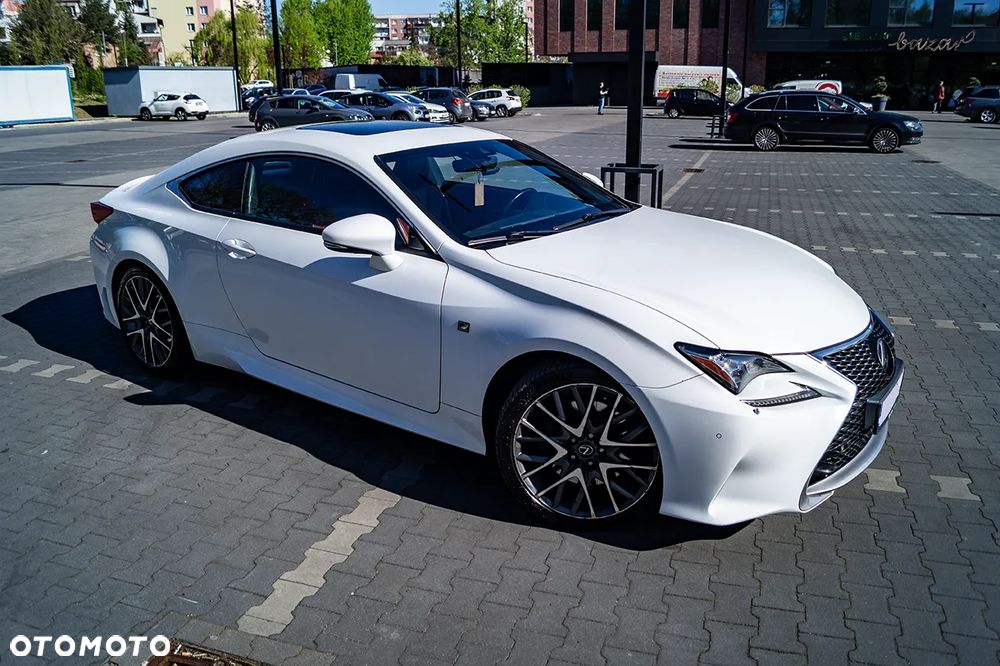Lexus RC 200t / 300 F Sport - 8
