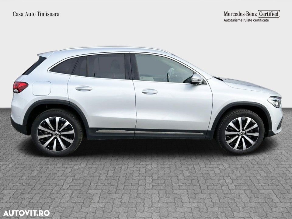 Mercedes-Benz GLA - 8