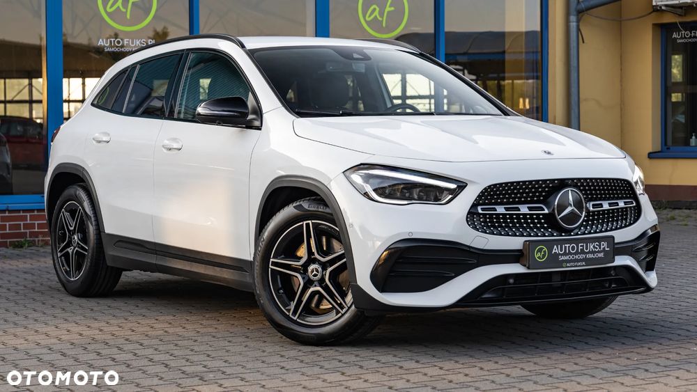 Mercedes-Benz GLA 250 AMG Line - 4