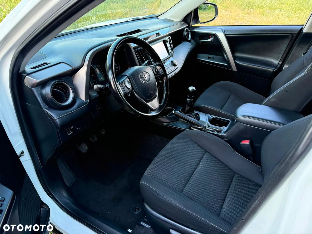 Toyota RAV4 2.0 D-4D 4x2 Start-Stop Comfort - 6
