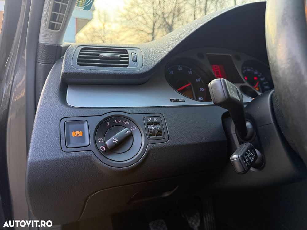 Volkswagen Passat 1.4 TSI Comfortline - 17