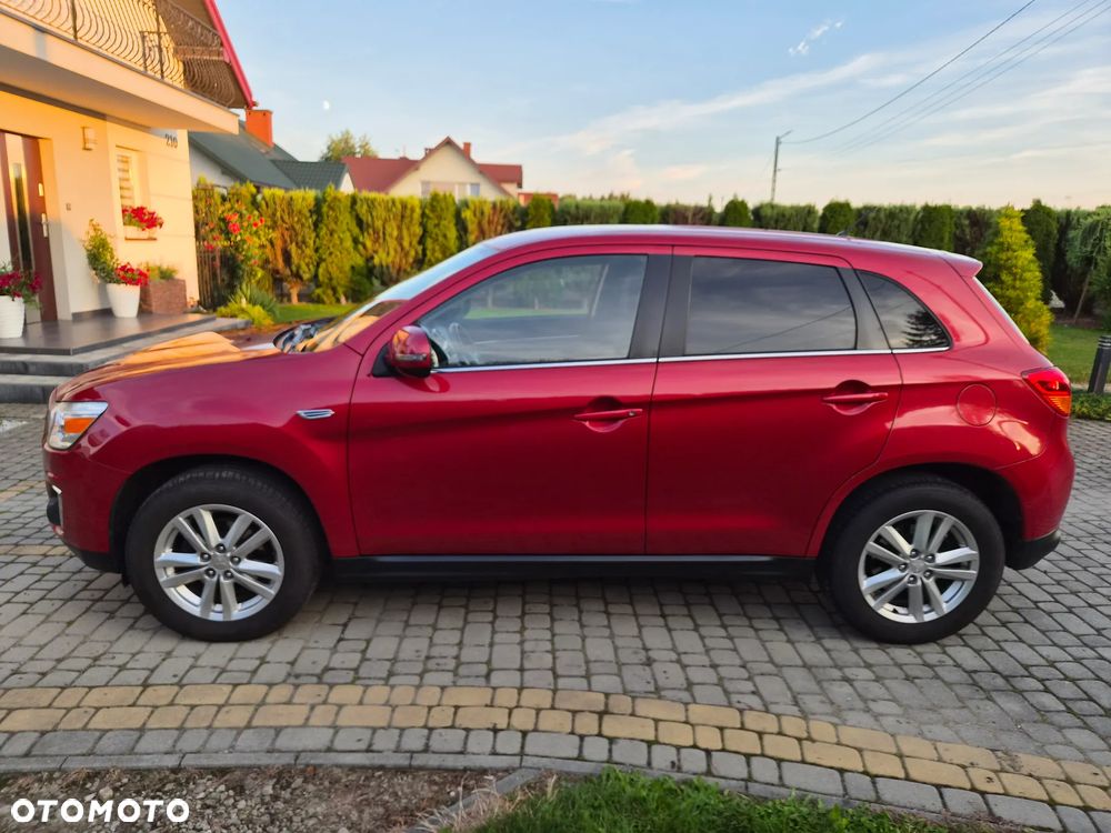 Mitsubishi ASX 1.6 Inform - 10