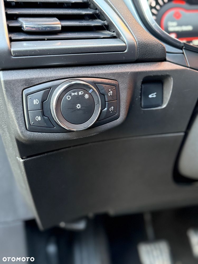 Ford Mondeo Turnier 2.0 TDCi Start-Stopp Titanium - 33