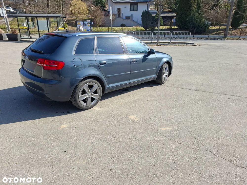 Audi A3 Sportback 2.0 TDI DPF Ambiente - 12