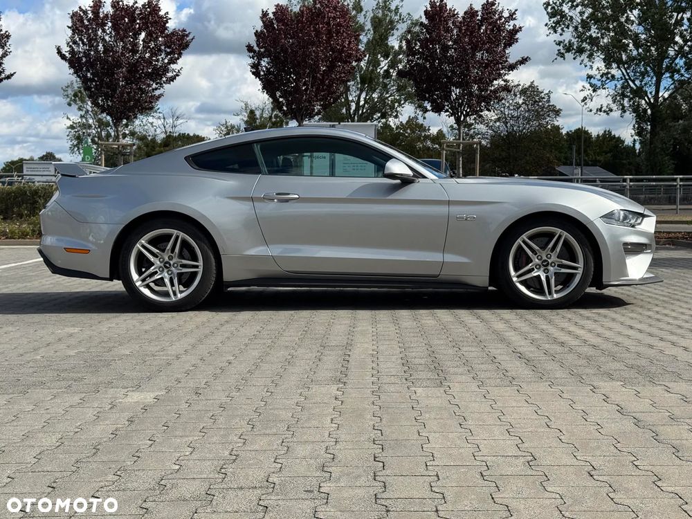 Ford Mustang - 11