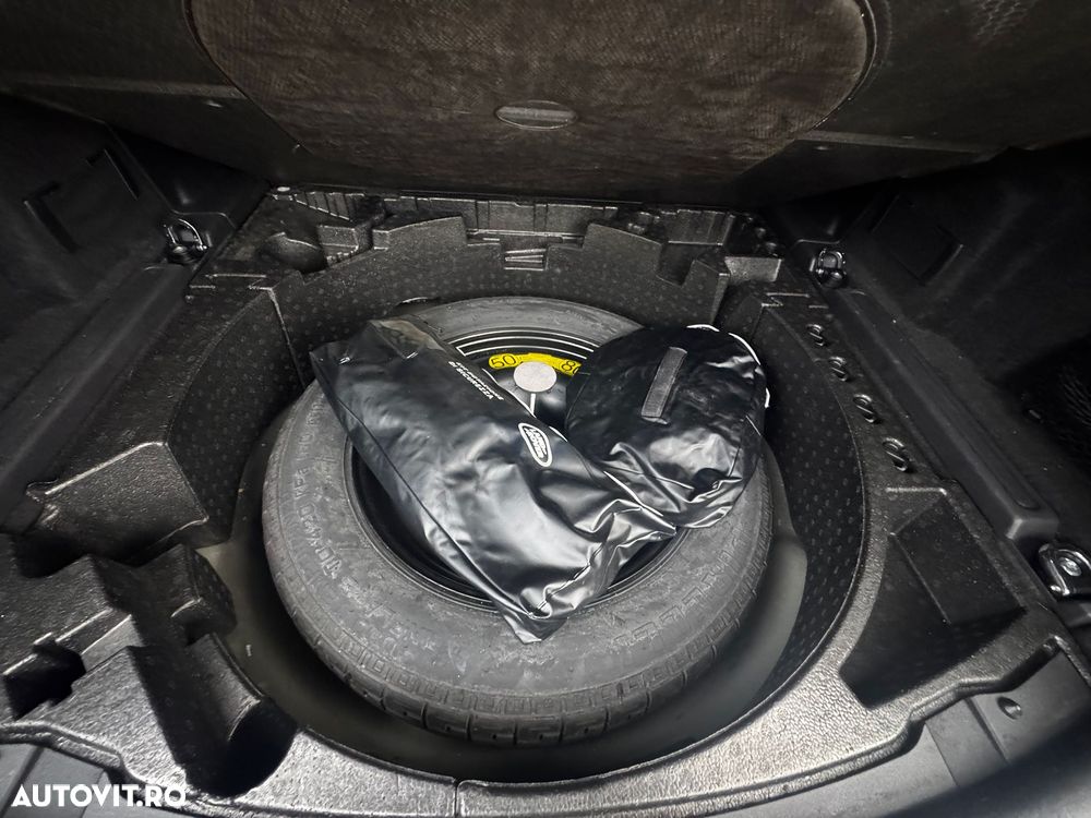 Land Rover Discovery Sport 2.0 D150 MHEV - 12