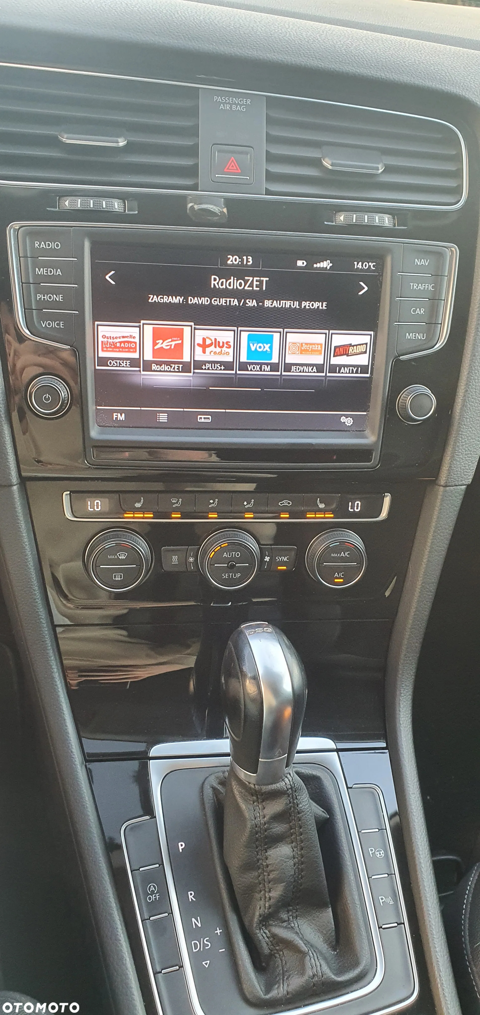 Volkswagen Golf - 9
