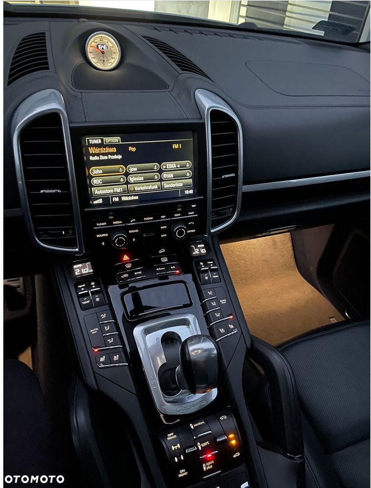 Porsche Cayenne Diesel - 16
