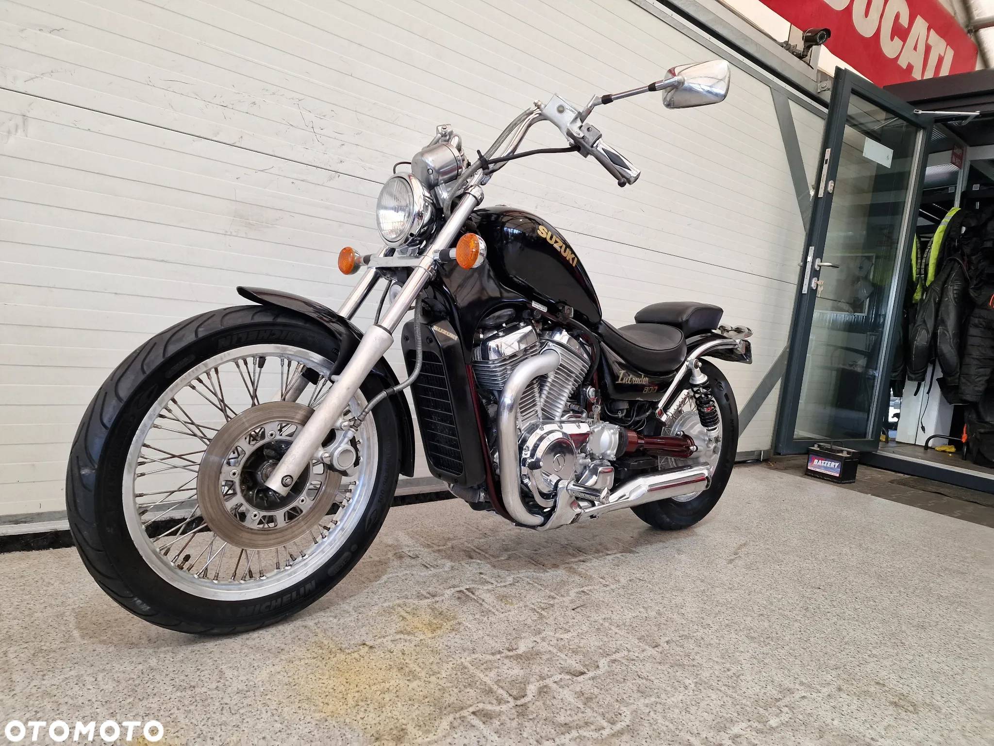 Suzuki Marauder - 2