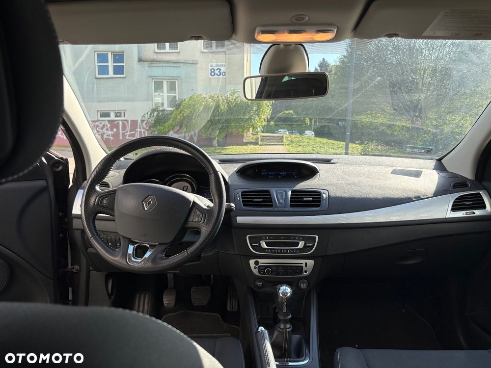 Renault Megane ENERGY TCe 115 Start & Stop Authentique - 8
