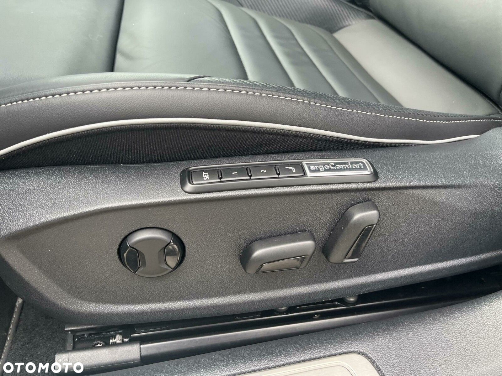 Volkswagen Arteon 2.0 TSI R-Line DSG - 14