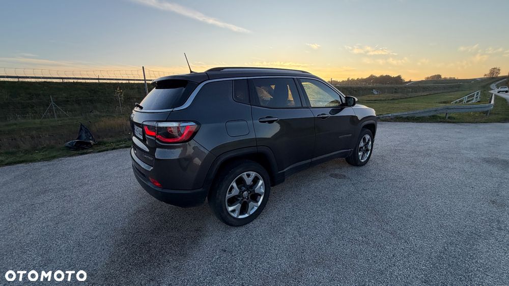 Jeep Compass 2.0 MultiJet Active Drive Longitude - 23