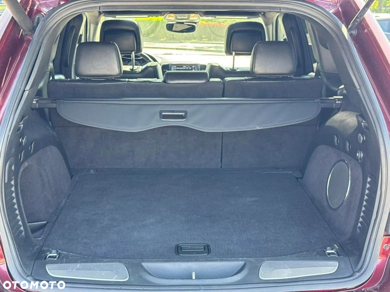 Jeep Grand Cherokee - 19