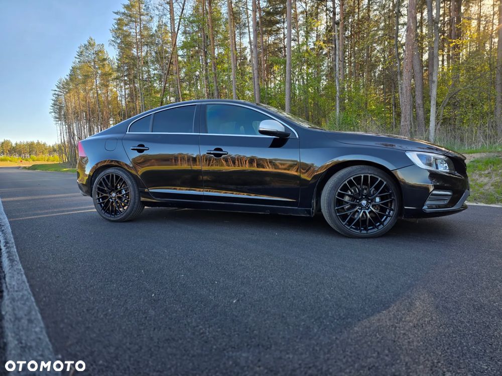 Volvo S60 T6 AWD Geartronic RDesign - 5