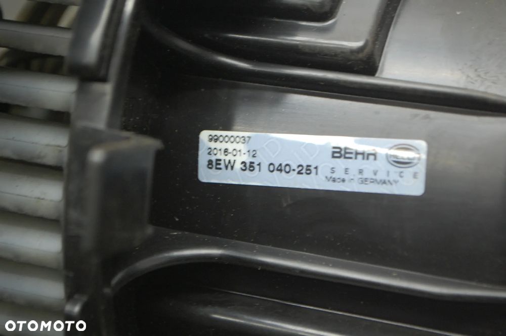 WENTYLATOR NAWIEWU 8EW351040251 AUDI A4 B8 A5 - 5