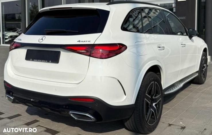 Mercedes-Benz GLC 300 e 4MATIC - 4