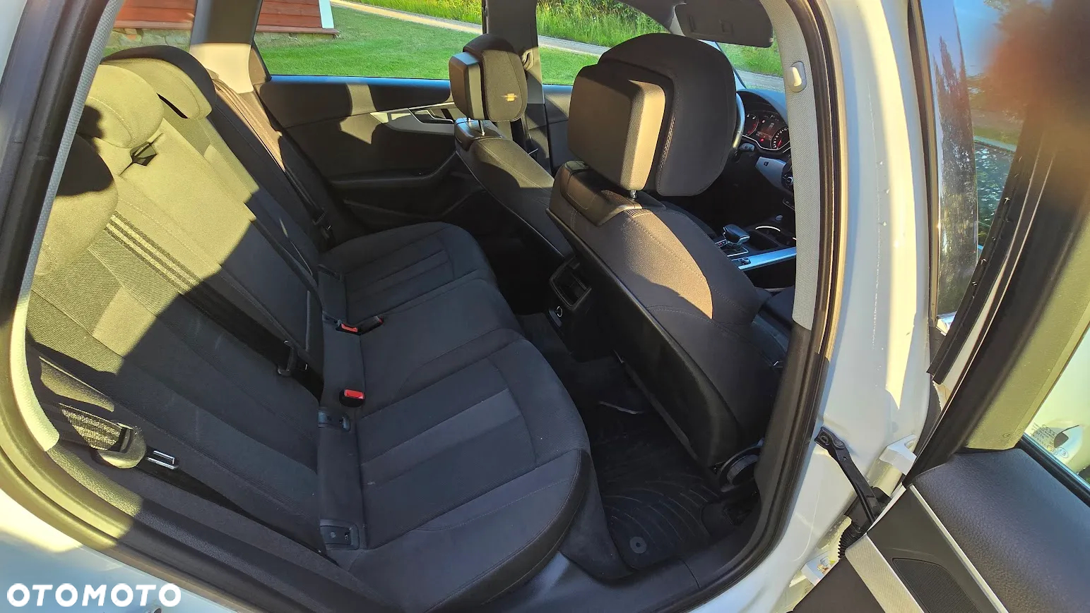 Audi A4 Avant 40 TDI quattro S tronic - 18
