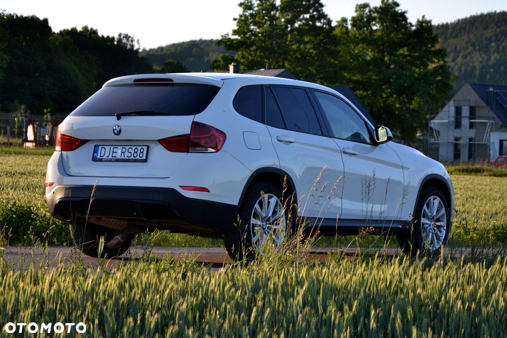 BMW X1 xDrive18d Sport Line - 6