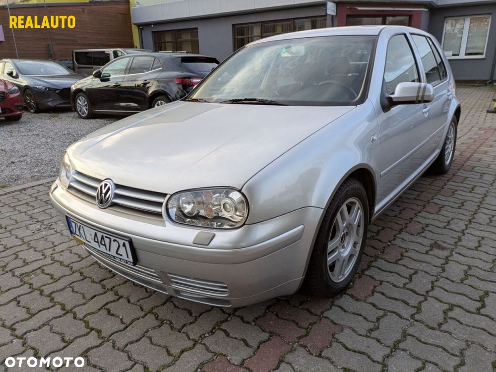 Volkswagen Golf - 2