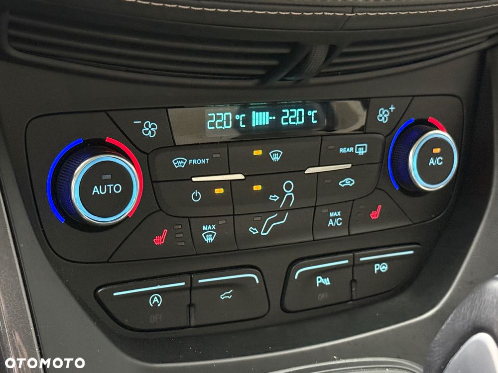 Ford Kuga 1.5 EcoBoost 4x4 Vignale - 32