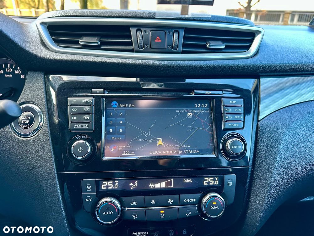 Nissan Qashqai 1.6 DIG-T N-Connecta - 15