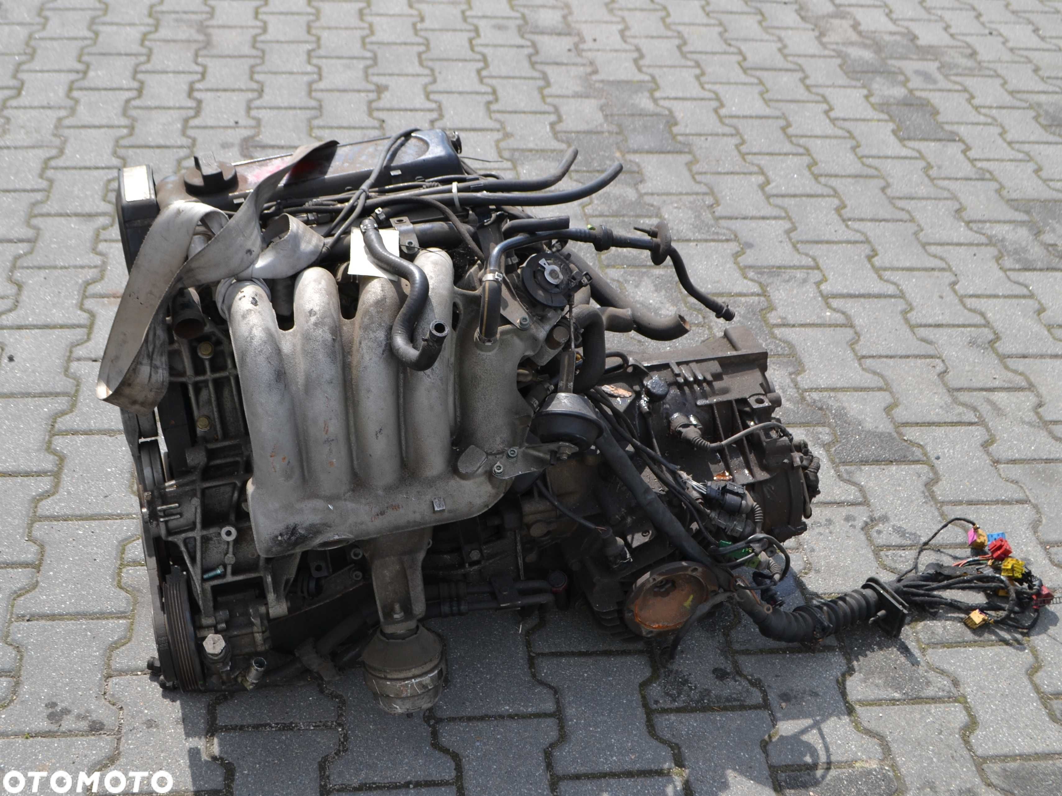 Silnik  Audi A4 B5 , VW Passat B5 1.6 8V  ADP - 1