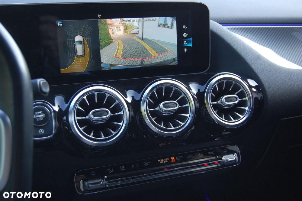 Mercedes-Benz Klasa B 200 d AMG Line 8G-DCT - 39