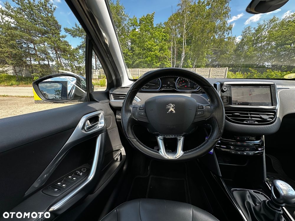 Peugeot 2008 BlueHDi FAP 120 STOP & START Crossway - 15