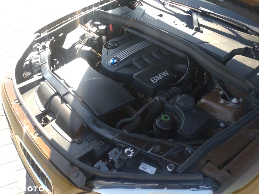 BMW X1 xDrive20d xLine - 32