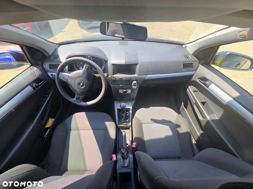 OPEL ASTRA H 1.4 16V 2004 Z12XEP Samochód na części - 7