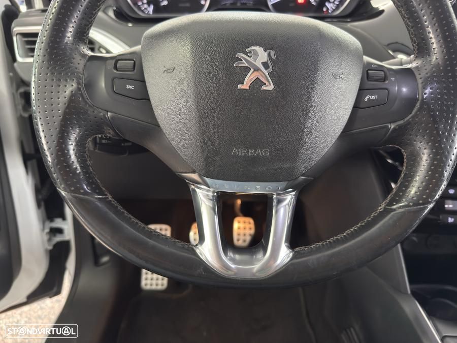 Peugeot 208 1.6 BlueHDi Allure - 20