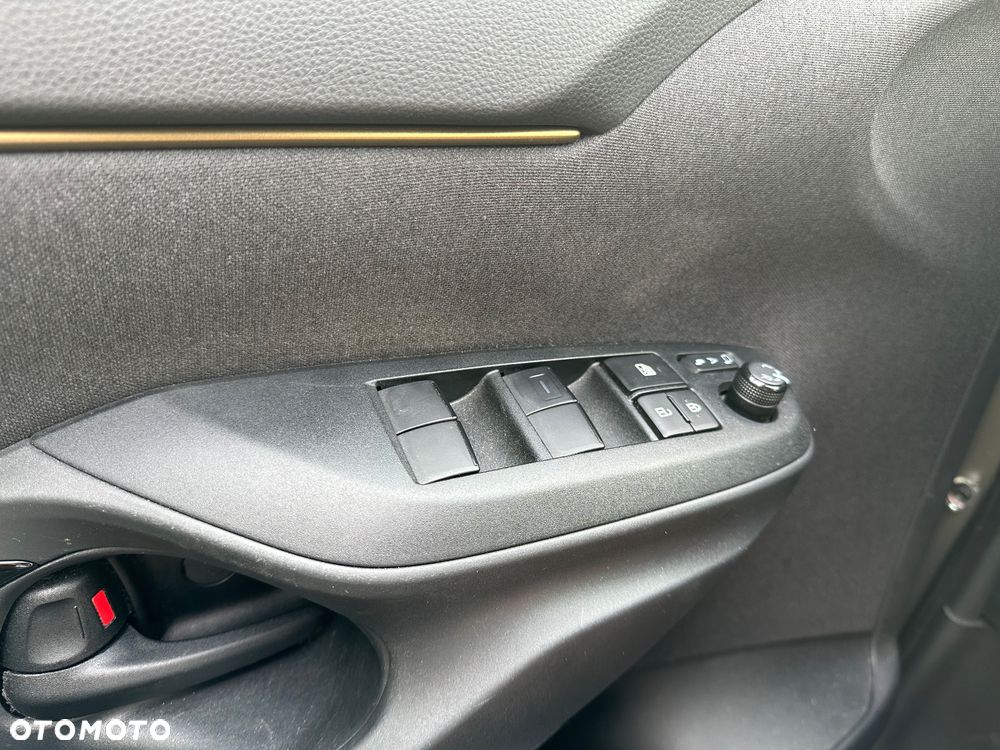 Toyota Yaris Cross - 11