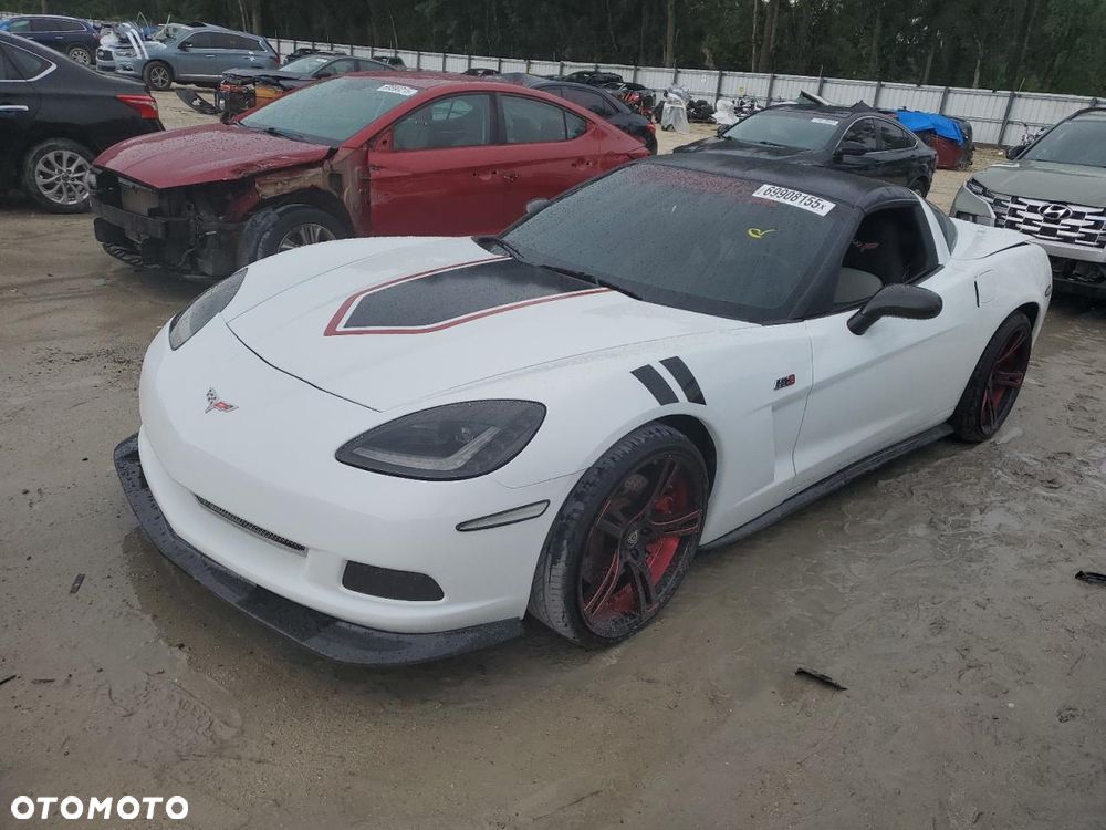 Chevrolet Corvette - 2