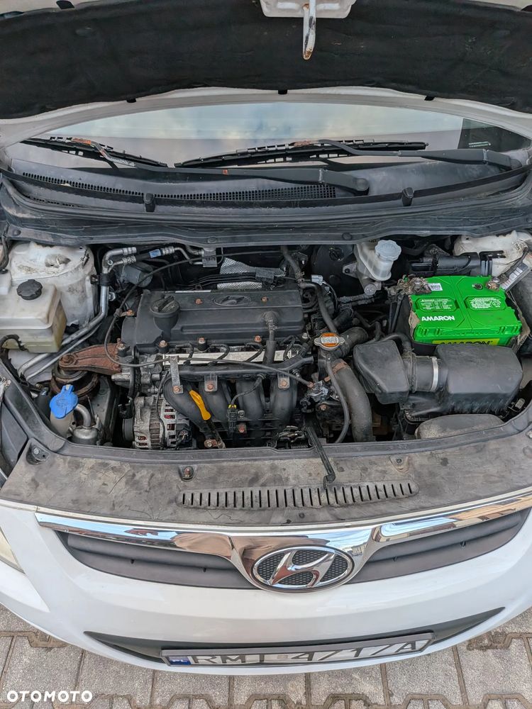 Hyundai i20 1.2 Classic EU5 - 11