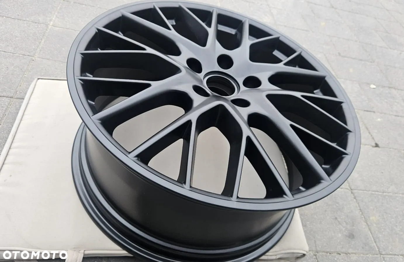 NOWA FELGA PORSCHE PANAMERA BBS - 12