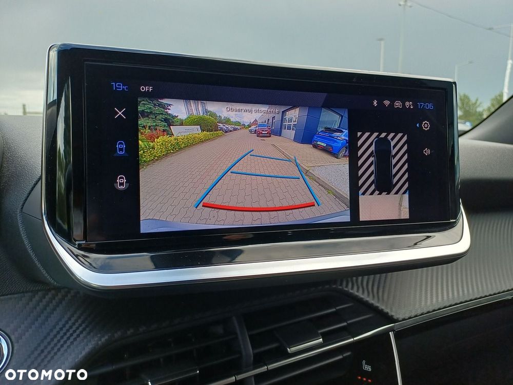 Peugeot 2008 PureTech 100 Allure S&S BVM6 - 19