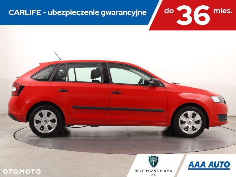 Skoda RAPID - 7