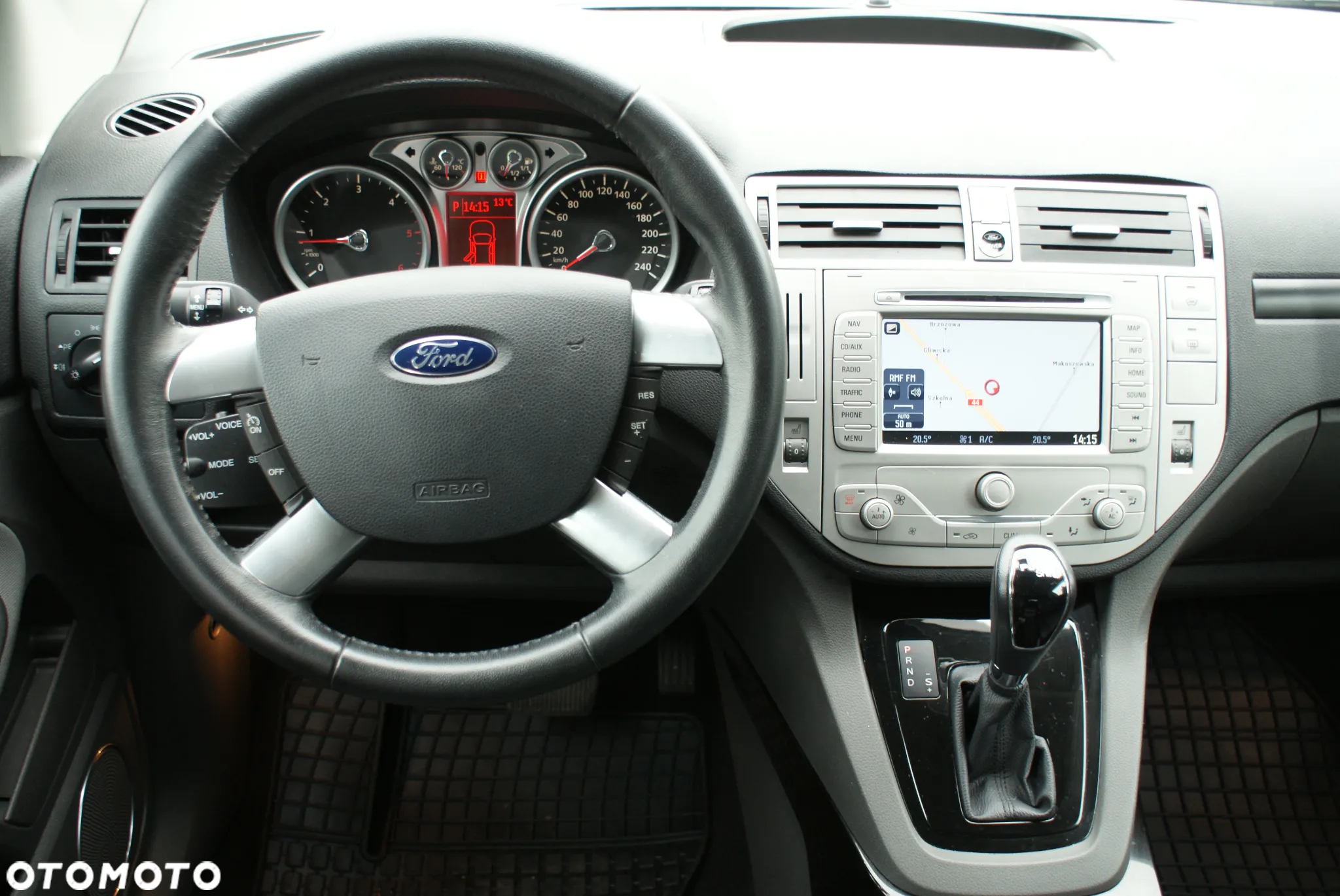 Ford Kuga 2.0 TDCi 4x4 Titanium - 8