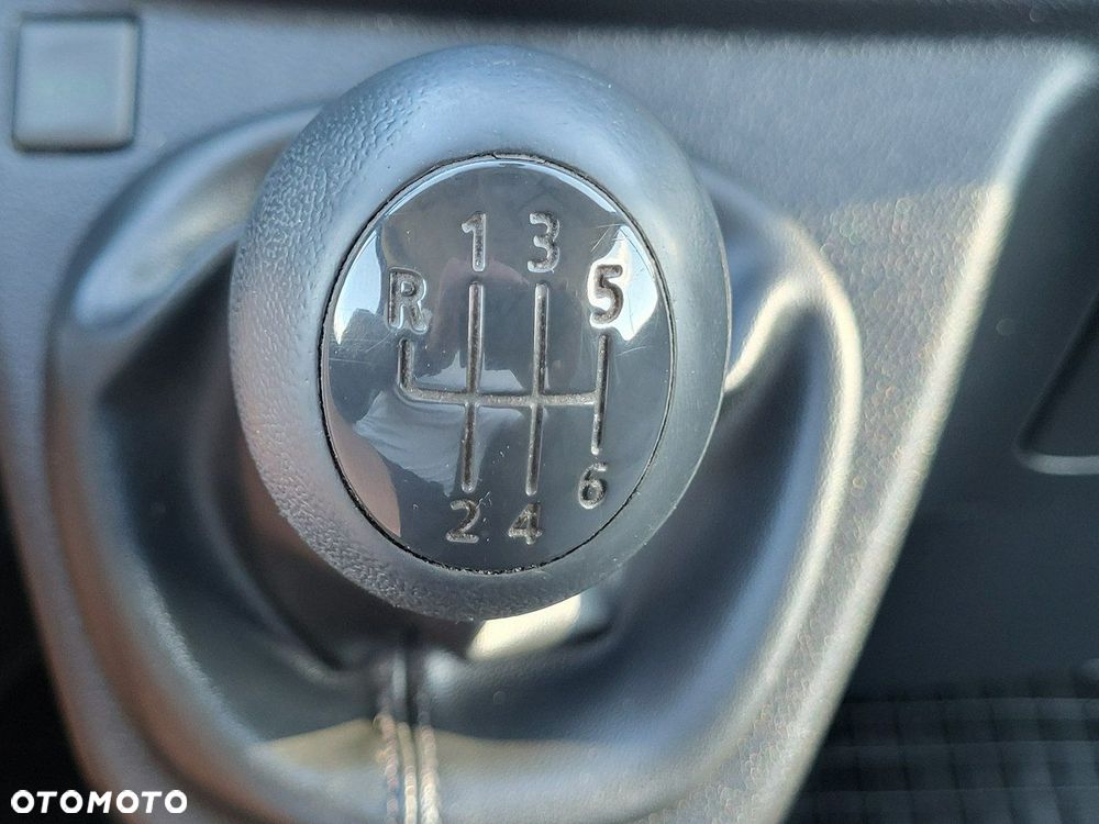 Opel Vivaro - 29