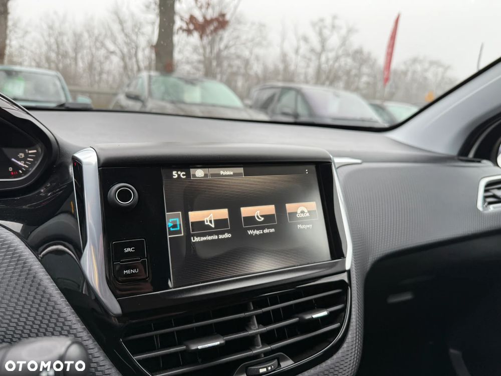 Peugeot 2008 ver-puretech-110-stop-start-business--line - 31