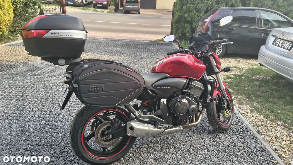 Honda Hornet - 2
